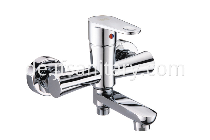 Single Lever Brass Bath Mixer With Spout